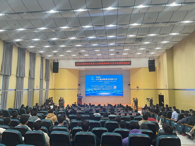 专家汇聚 智库引领 加强工业智能创新与产业化，提升工